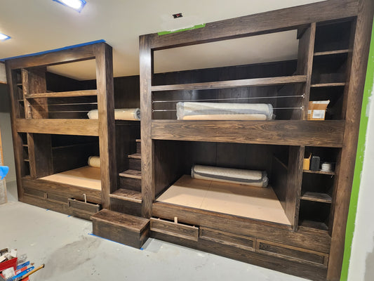 The Estate Grand Guest Twin/Full/or Queen Bunk Bed Retreat