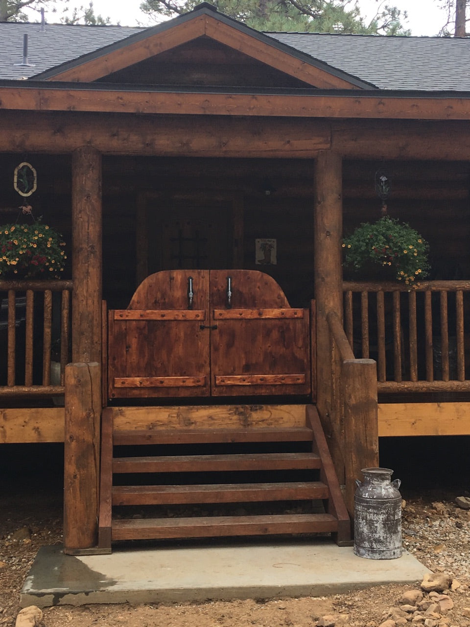 Café doors, Saloon doors