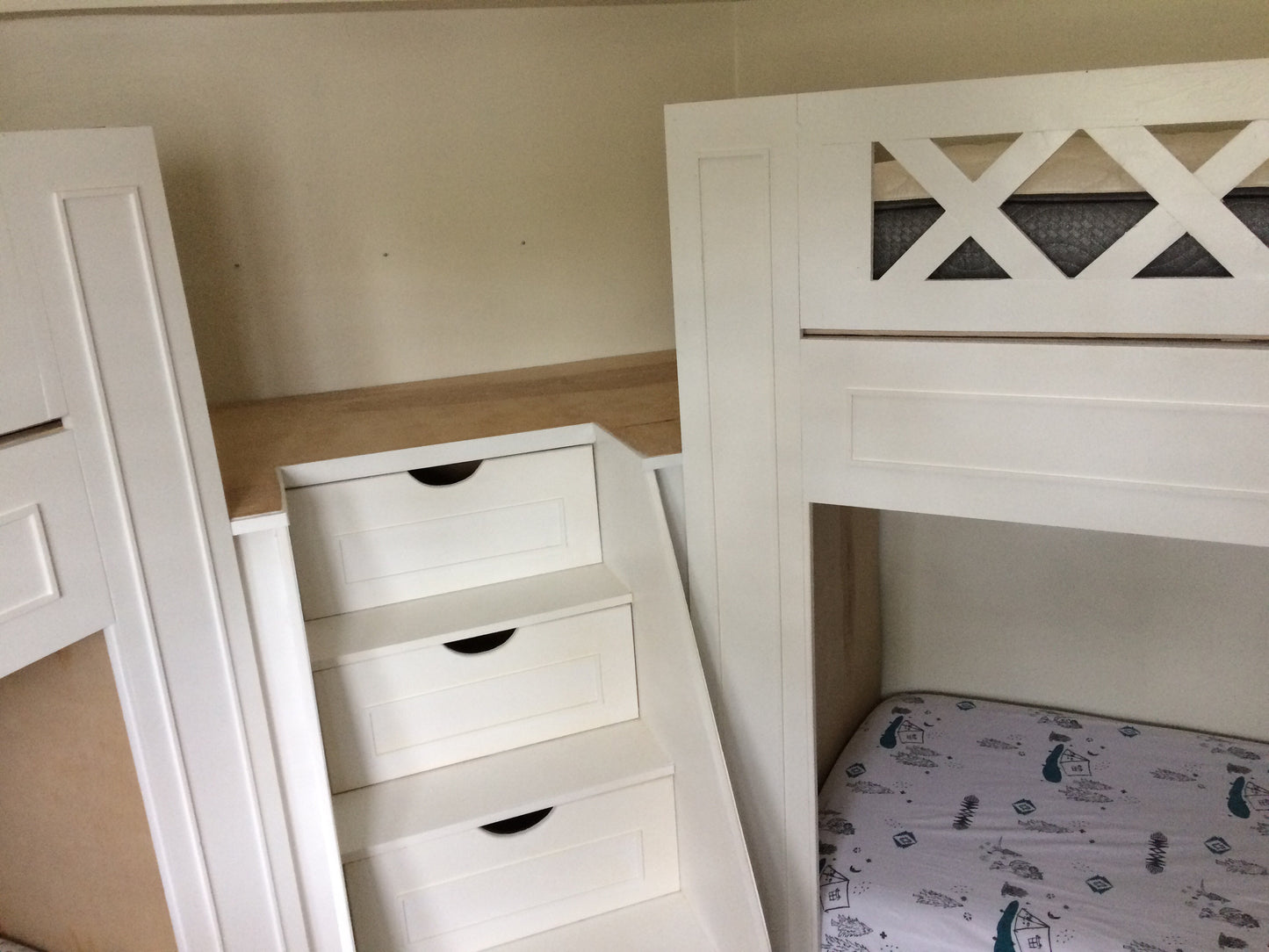 The Naples: Bespoke L-Shaped Twin over Twin Quad Bunk Suite - Professional-Grade Heavy-Duty Bunk Beds with Colonial Trim & Integrated Storage